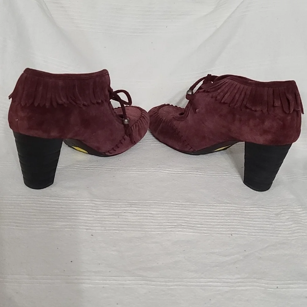 Born Burgandy Leather Moccasin Style Fringed Heeled Booties Size‎ 6.5 EUC